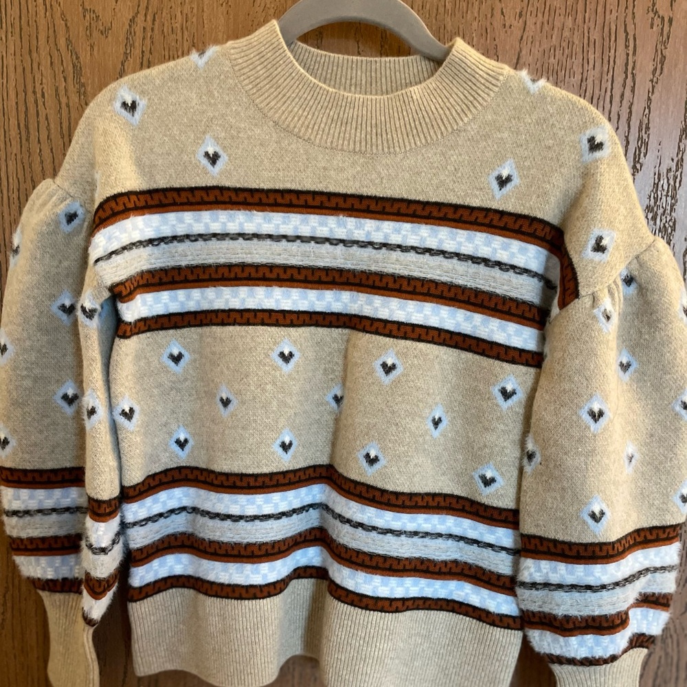 Banana Republic Cream and Brown Sweaters, XS